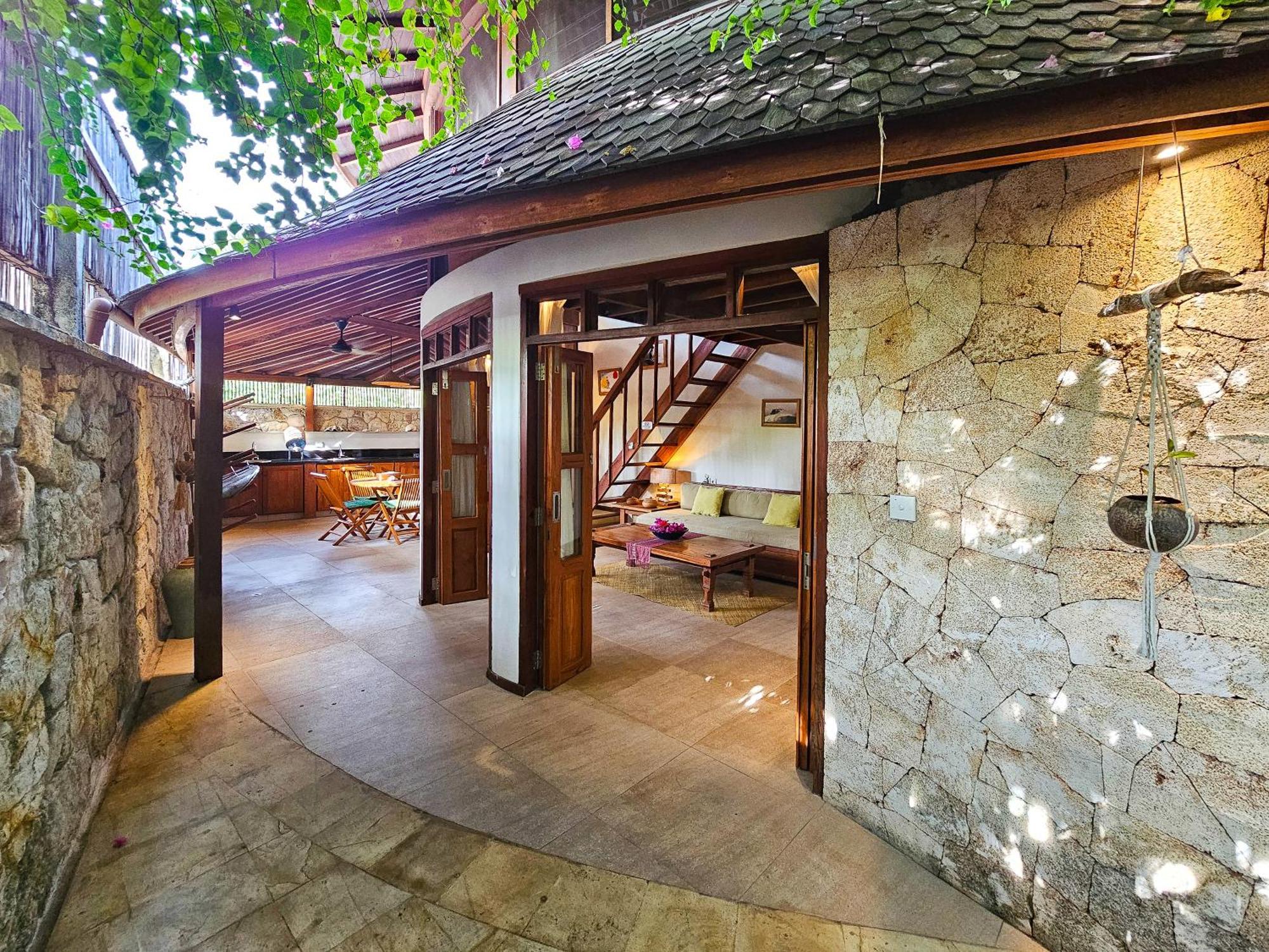 Keong Villas Nembrala Luaran gambar